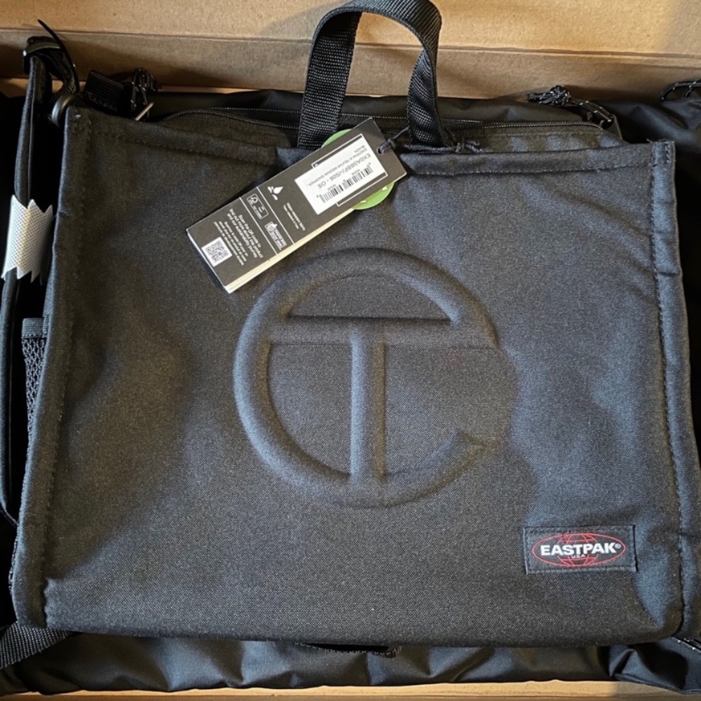 Eastpak x Telfar Shopper